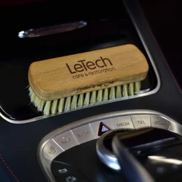 Щетка для чистки кожи Бук LeTech Leather Brush Premium