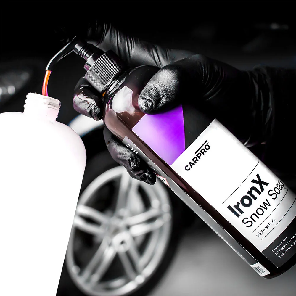 CarPro IronX Snow Soap - Шампунь-очиститель от металлических вкраплений, 1 л - 4