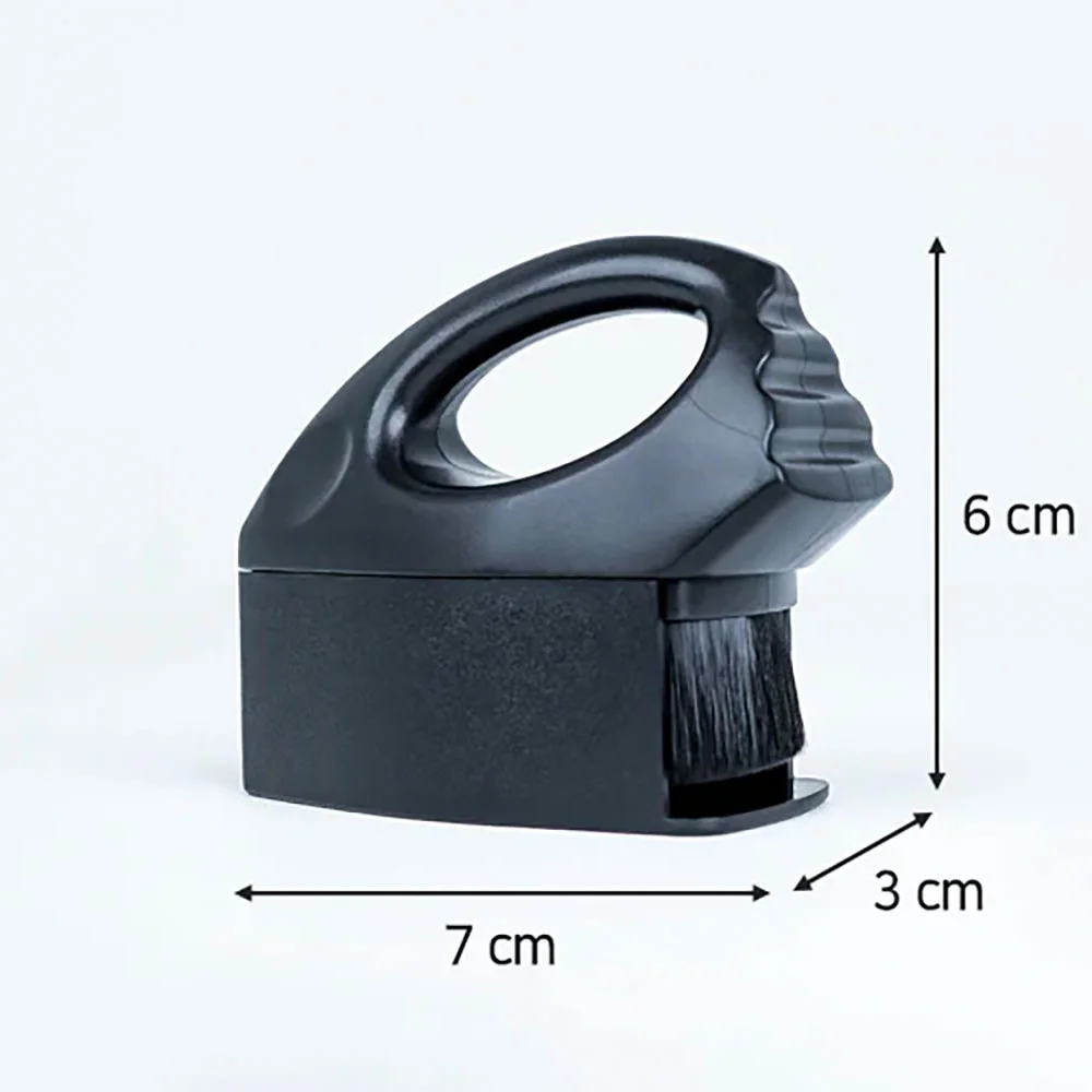 PureStar Iron brush applicator - Щетка с пласиковым чехлом для резины и пластиковых элементов, 3х6 см - 2