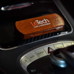 LeTech Mini Brush - Щетка для чистки кожи